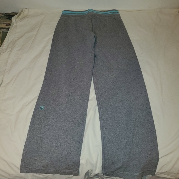 EUC Lululemon Cotton sweat pants - Picture 6 of 8